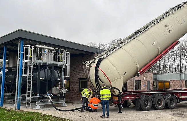 Beladung von pneumatischem Silo