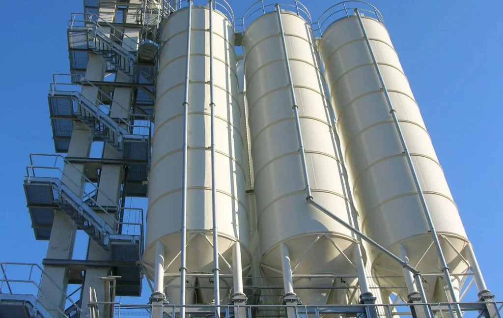 Silos verticale monolitico